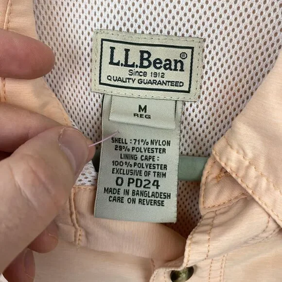 LL Bean Shirt Mens Medium Peach Lightweight Nylon Outdoor Fishing Vented Pockets - Picture 3 of 10